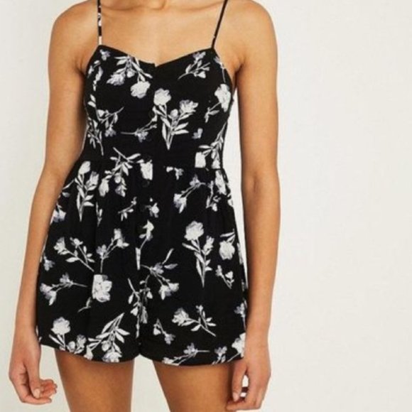 Urban Outfitters Floral Romper Spaghetti Straps - Picture 1 of 7